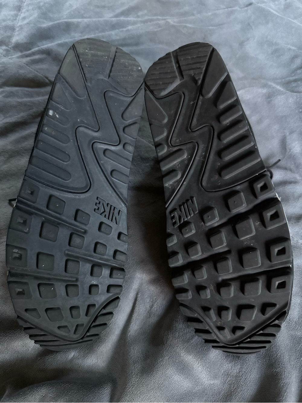MENS RUNFALCON 5.0 RUNNING SHOE - Picture 4 of 5